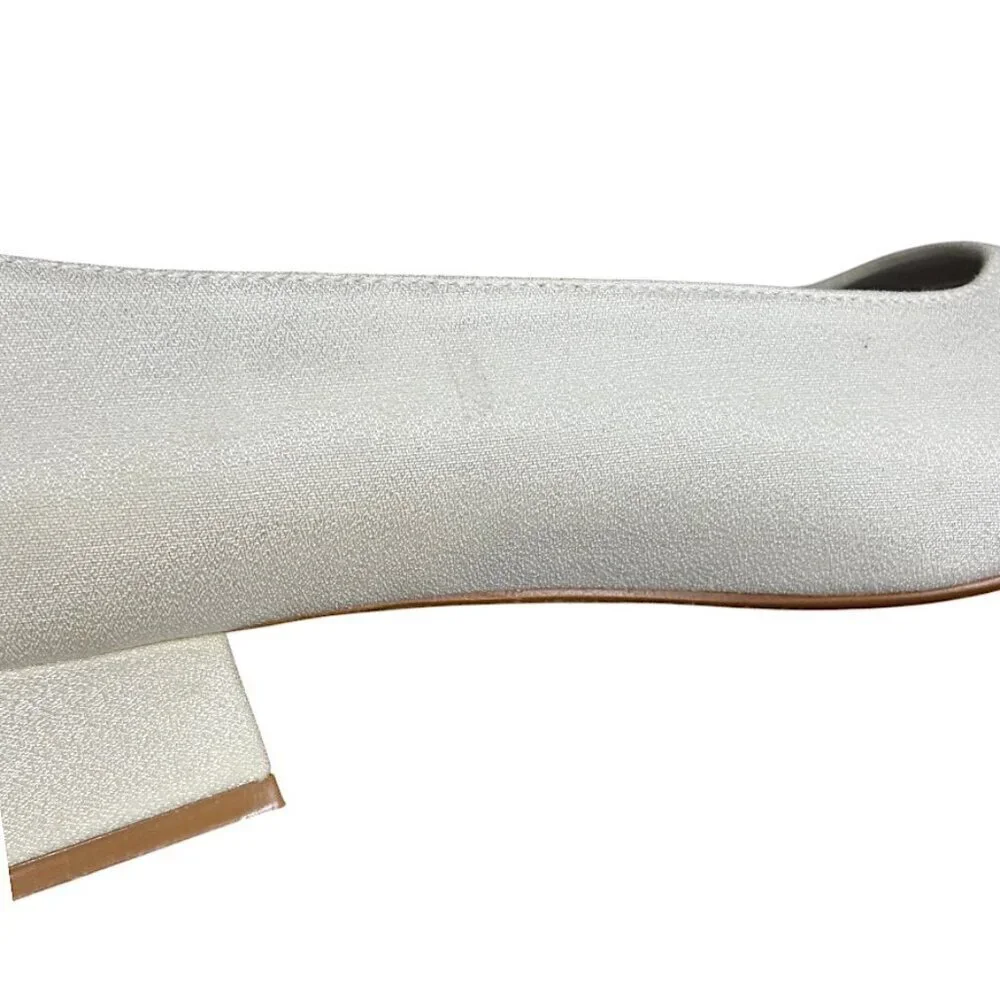 N/A these white